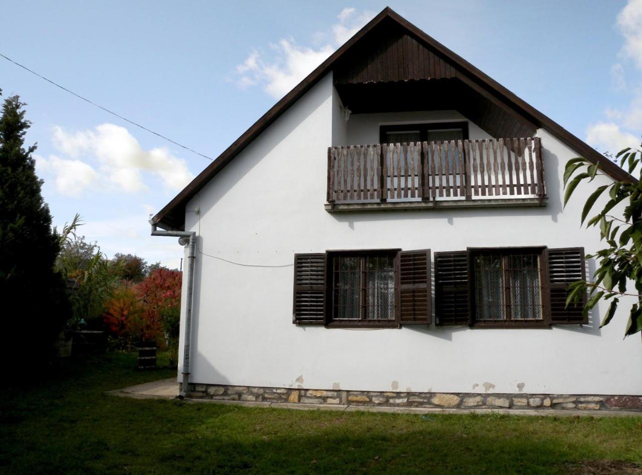 Holiday Home Balatonalmadi/Balaton 17936 Lucernas Exterior foto